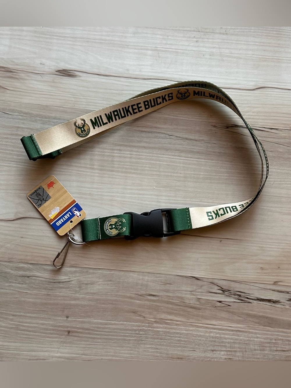 NBA Milwaukee Bucks Green and Cream Lanyard